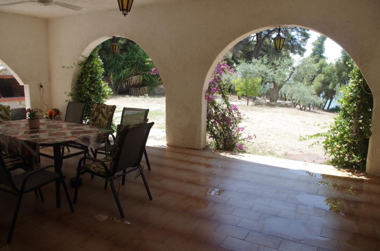 Chalkidiki Beachfront Haven - Perfect Location Nikiti  Exterior photo